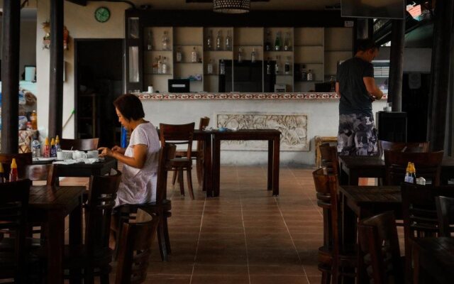 Semaya One Beach Guesthouse