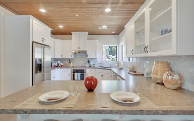 Flag Golf 3 Bedroom Home