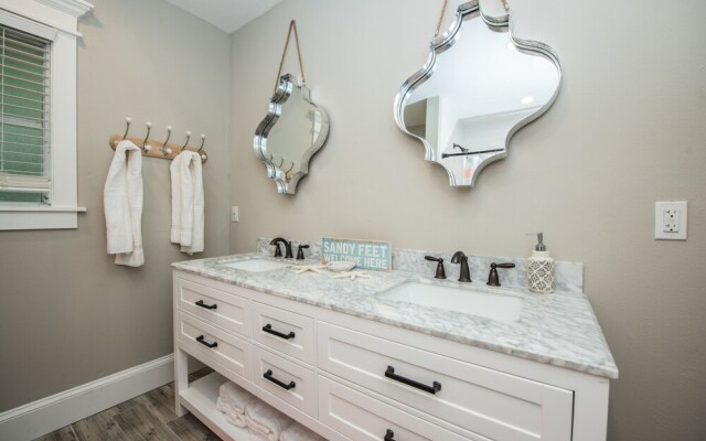 Island Life by AMI Locals