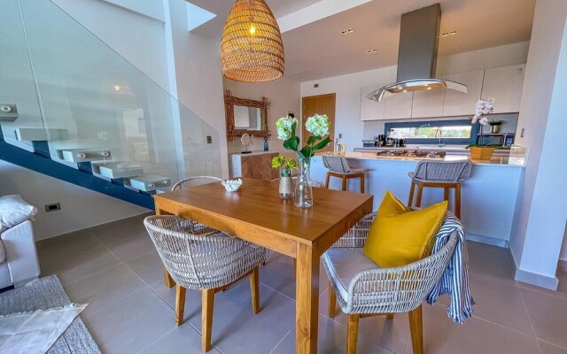 Amazing Penthouse With Bbq and Ocean View