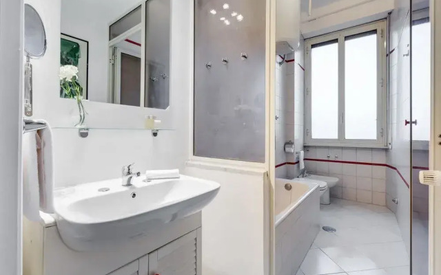 Bright and Nice Flat 10 Minutes From Vatican