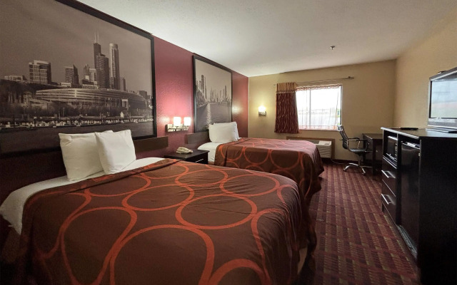 Super 8 by Wyndham Paris IL
