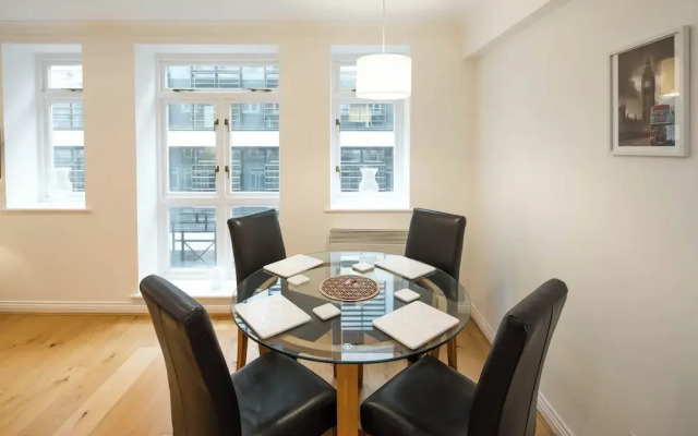 1BD Modern City Oasis: Near London Attractions