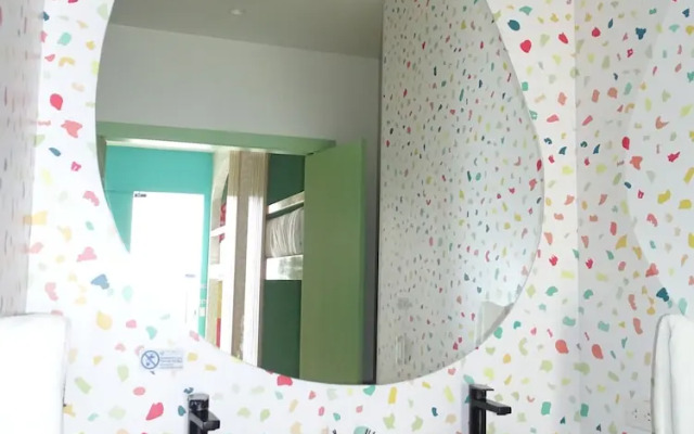 Hotel Nomadic Design
