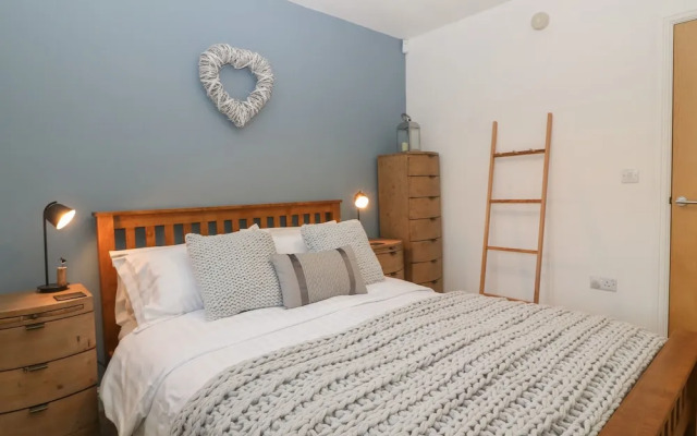 8 Pen Llanw Tides Reach