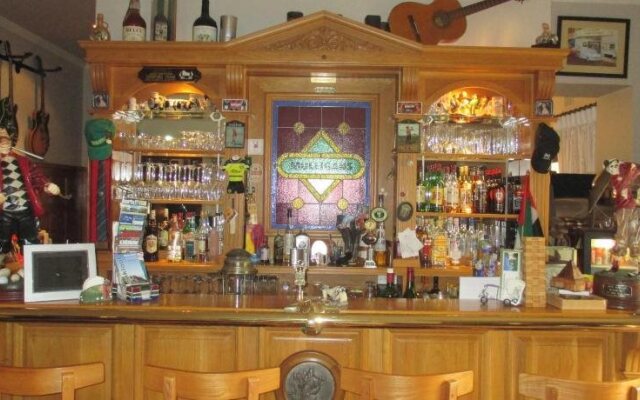 Mulligans Golf Lodge