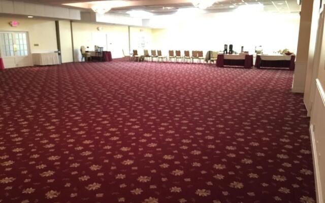 Ramada Morgantown Hotel & Conference Center