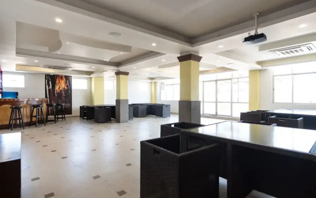 Platinum Beacon Hotel