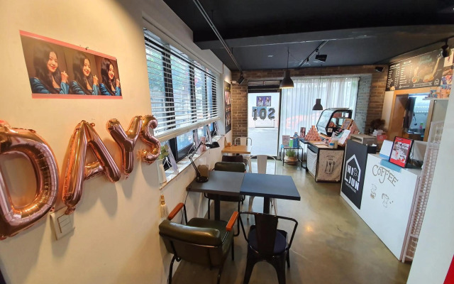 Little Star Guesthouse