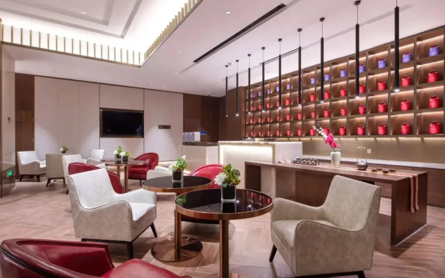 Echeng Hotel (Changchun Yiqi, West High-speed Railway Station)