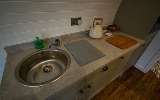 1-bed pod Cabin in Beautiful Surroundings Wrexham