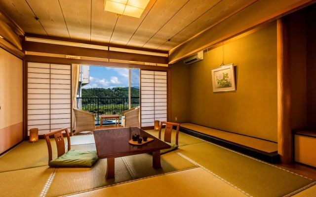 Ooedo Onsen Monogatari Premium Enakyo