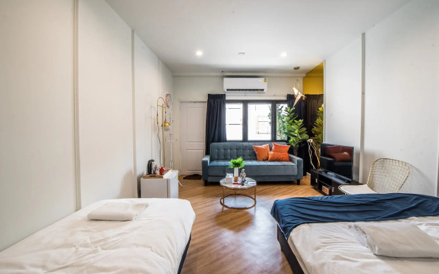 Theme Boutique Hotel