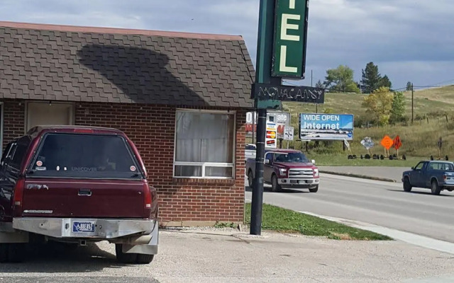Trails End Motel