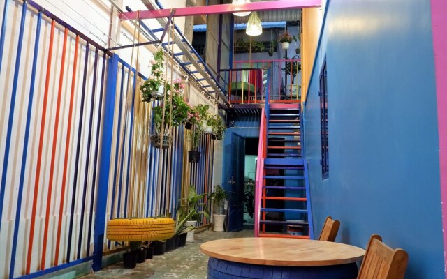 Winter Spring Homestay Center