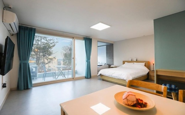 Yeosu Lamer Pension