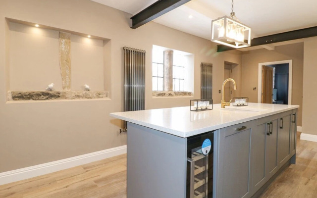 Hunters Lodge at Wildersley Farm