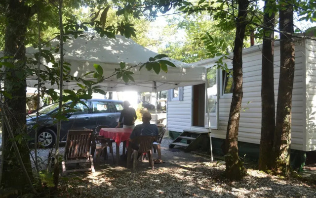 Camping Les Pins du Soleil