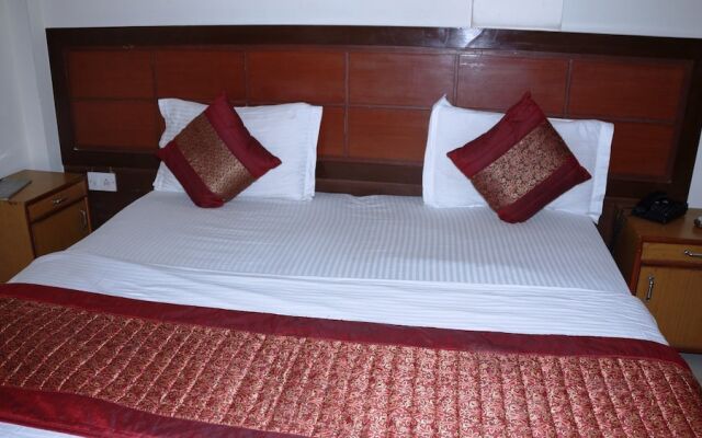 Maxfort Budget Hotel Gurgaon