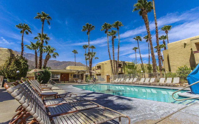 Desert Vacation Villas