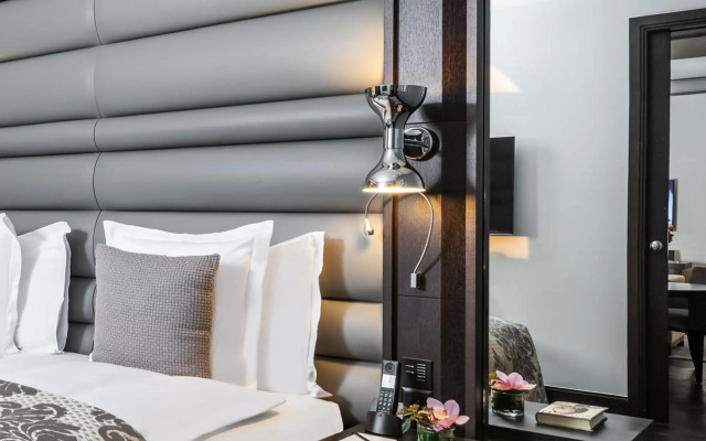 Royal Savoy Hotel & Spa