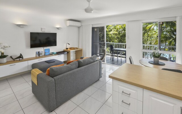 Agincourt Beachfront Apartments