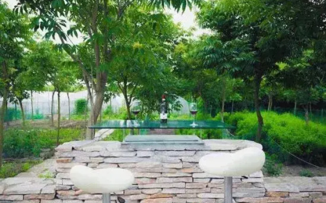 Farming  Club dongping 107  Hotel