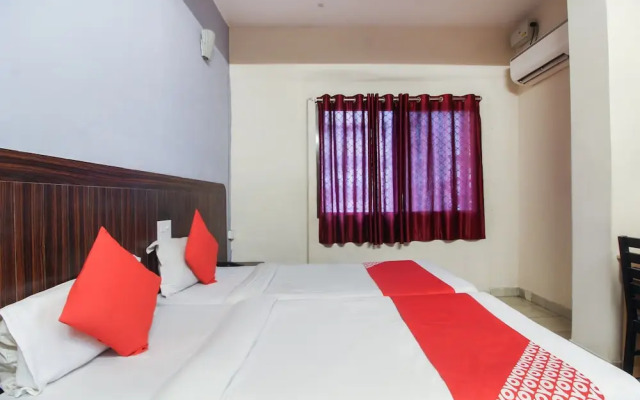 OYO 70733 Hotel Regal
