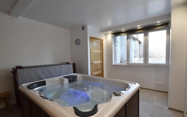 Authentic, renovated country house with private heated pool