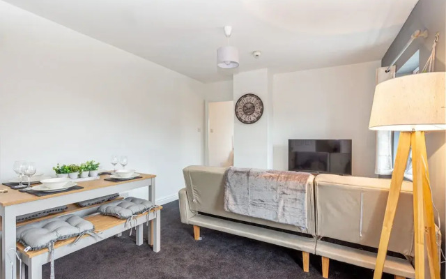 Worcester City Centre 1 Bed Apartment