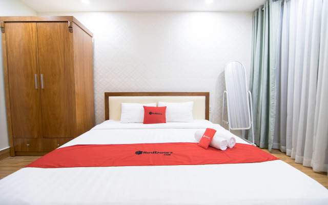 Reddoorz Plus @ Phu My Hung Residence