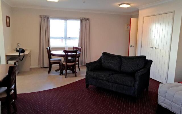 Touchwood Motor Lodge