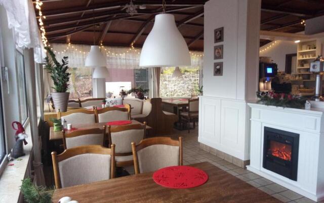 Landgasthaus Zu den Erdfällen