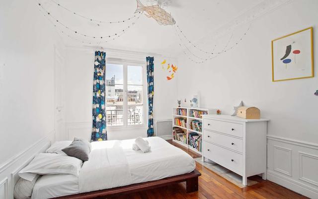 Beautiful And Charming Flat For 4 In The Centre Of Paris