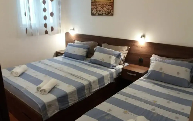Kojic Apartments