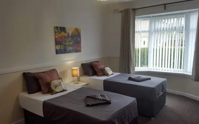 Dragon - Muirdrum House 3 Bedroom Home