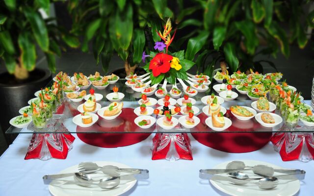 Sandunes Beach Resort & Spa