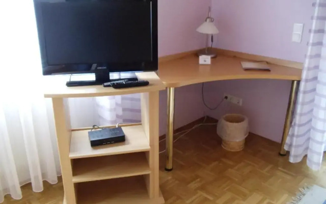 Hotel Restaurant Weingut Weisbrod - фото 3