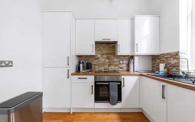 Period Flat in Islington With Modern Charm