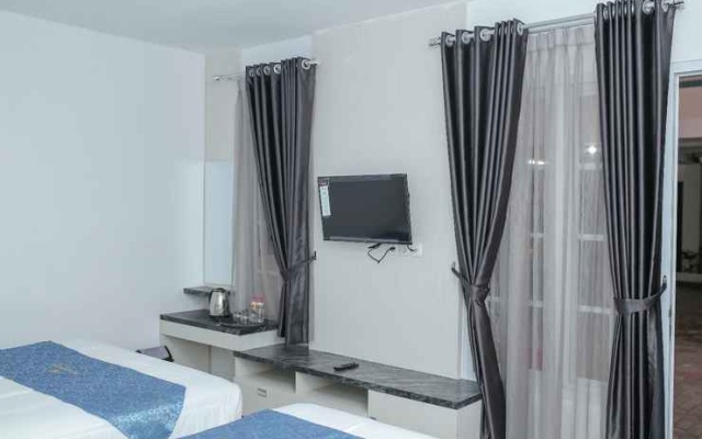 Blue Orchid Family Cottage – Guest Rooms – Pangandaran