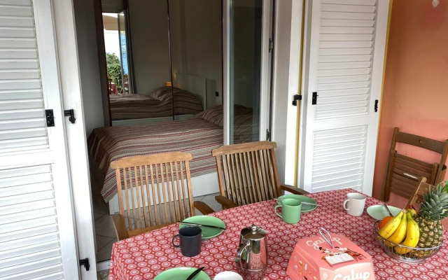 Doris Apartment With Lake View in Ghiffa