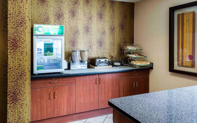 Quality Inn Chester - South Richmond