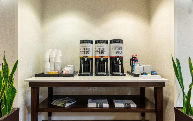 Hampton Inn & Suites Miami-Airport South-Blue Lagoon