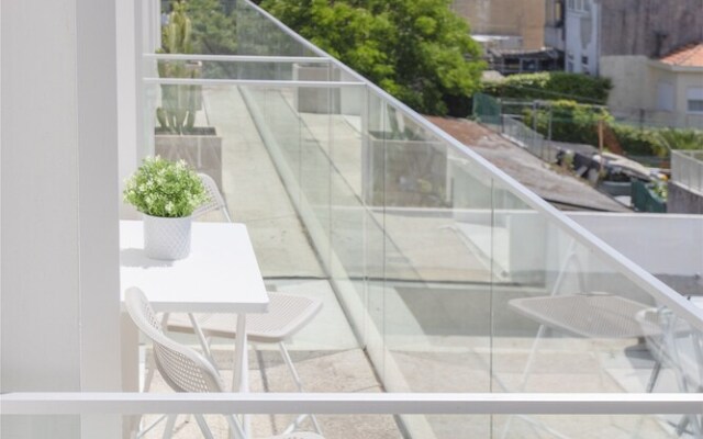 Liiiving - Crystal Palace Apartment