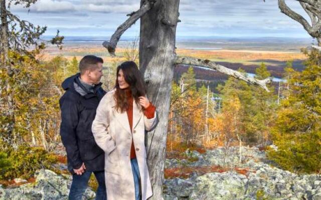 Golden Crown - Levin Iglut