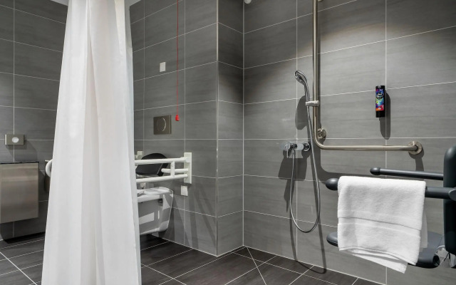 Holiday Inn - the niu, Fury Aschheim Messe by IHG