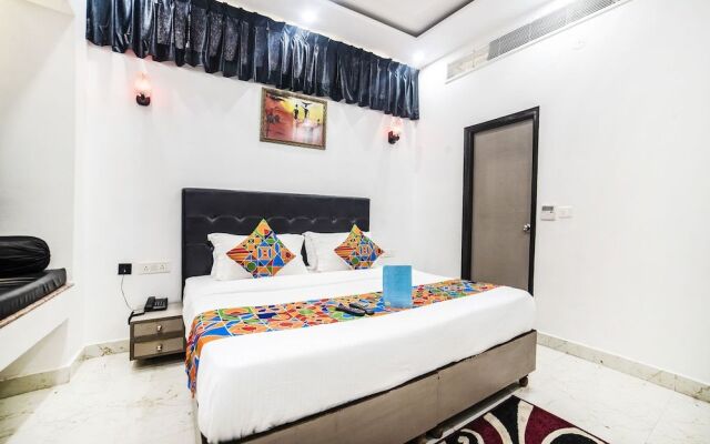 FabHotel Red Inn Sector 15