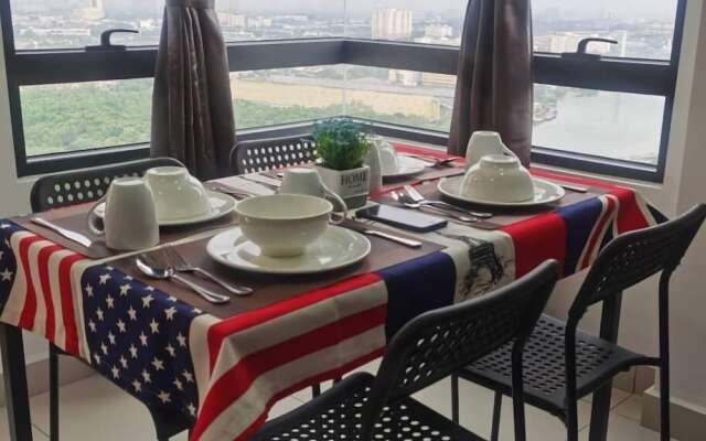 Woodsbury Suite by Homez Suite