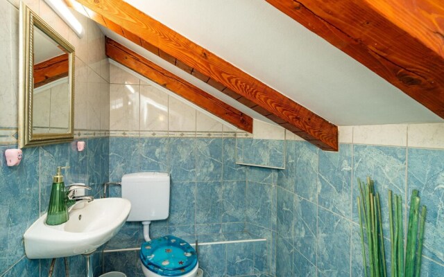 Amazing Home in Komolac With Wifi and 1 Bedrooms