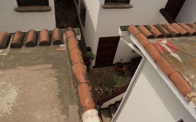 Panal Hostel and Studio Apartments